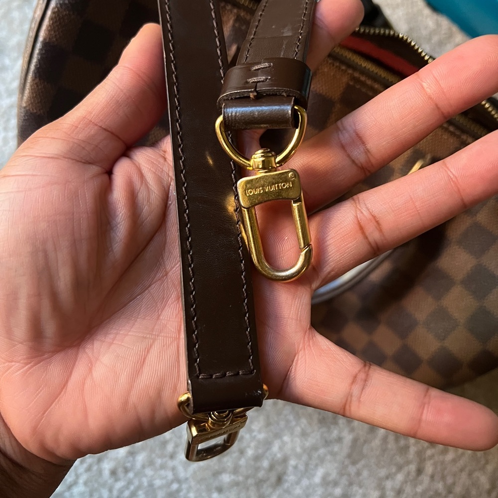Louis Vuitton large cross body Speedy 30 - Picture 12 of 16
